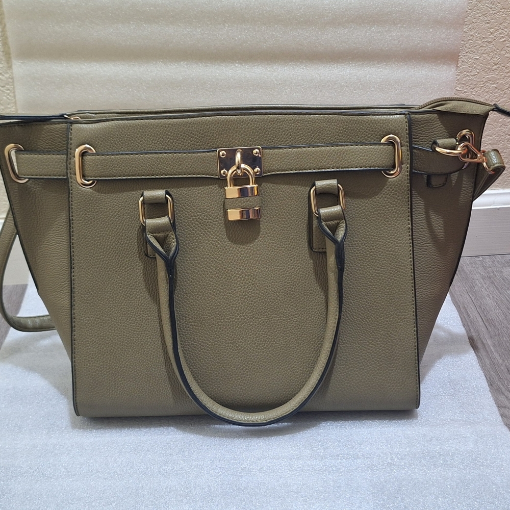 Dasein Olive Green Tote Bag with Wallet - Picture 2 of 8